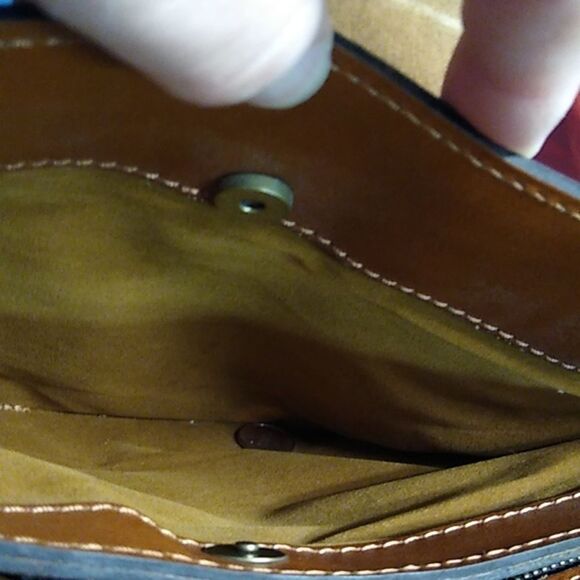 Patricia Nash Embossed Tan Leather Handbag - Picture 9 of 11